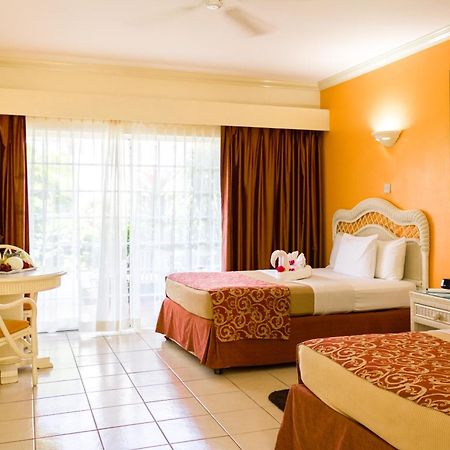 Bay Gardens Hotel Gros Islet Exterior photo
