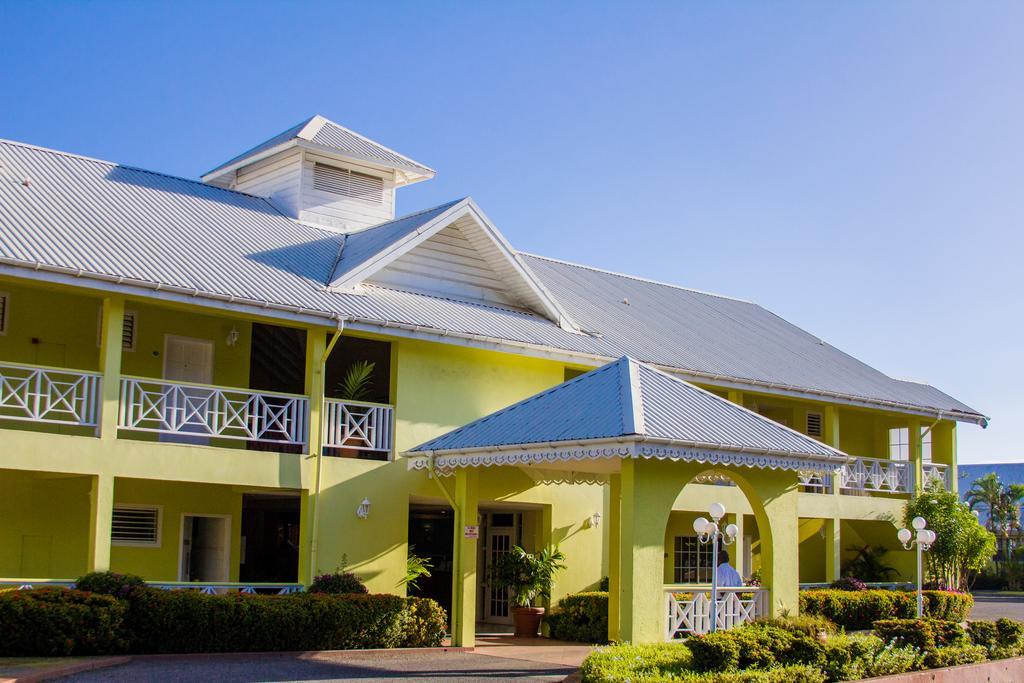 Bay Gardens Hotel Gros Islet Exterior photo