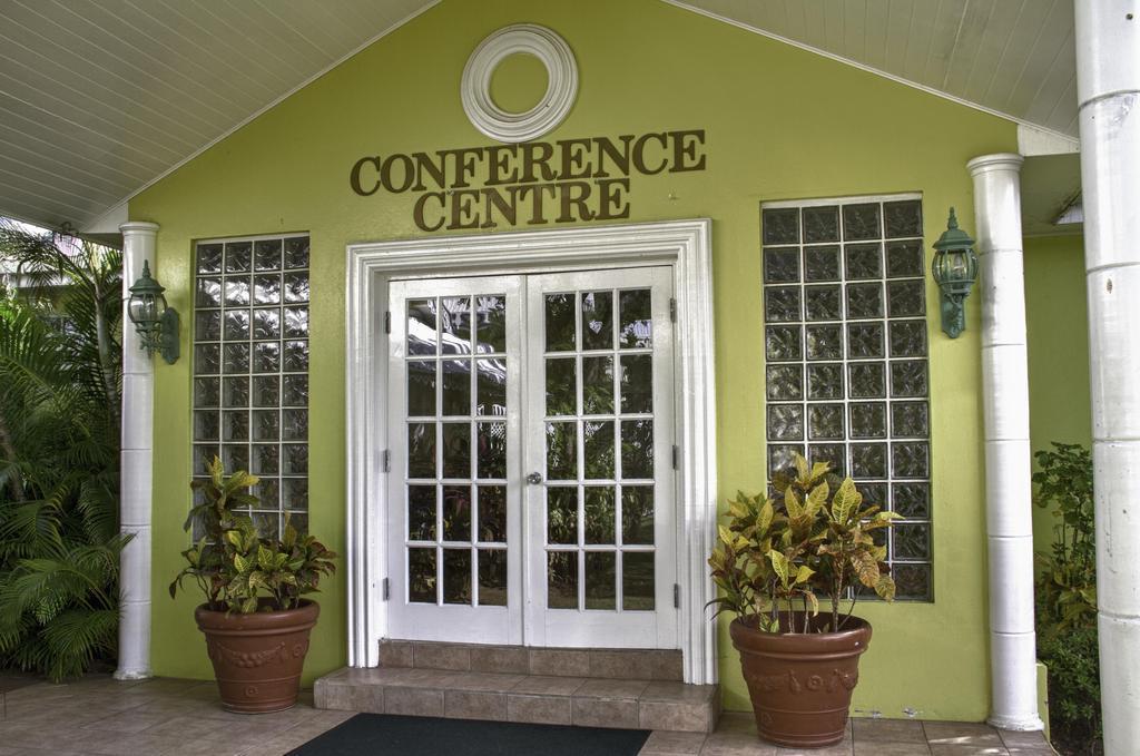 Bay Gardens Hotel Gros Islet Exterior photo