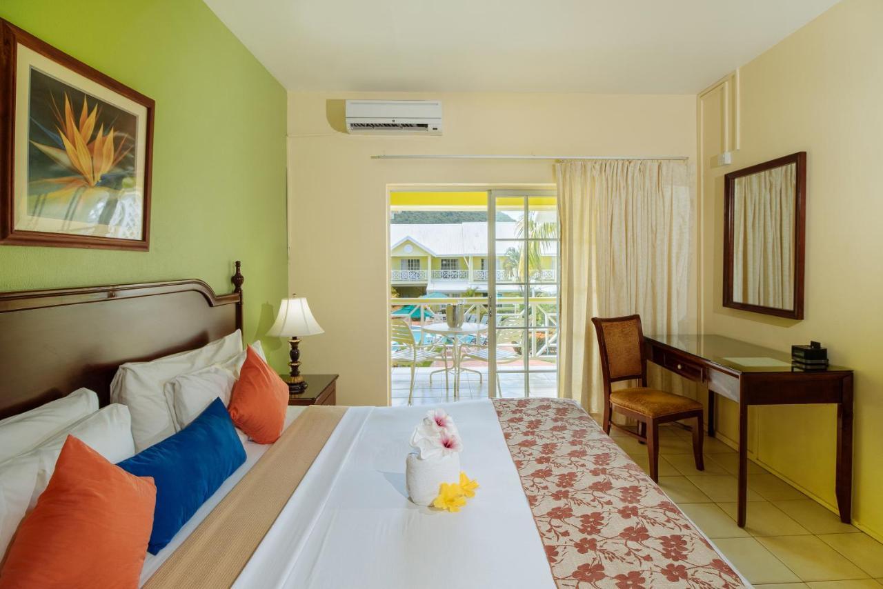 Bay Gardens Hotel Gros Islet Exterior photo