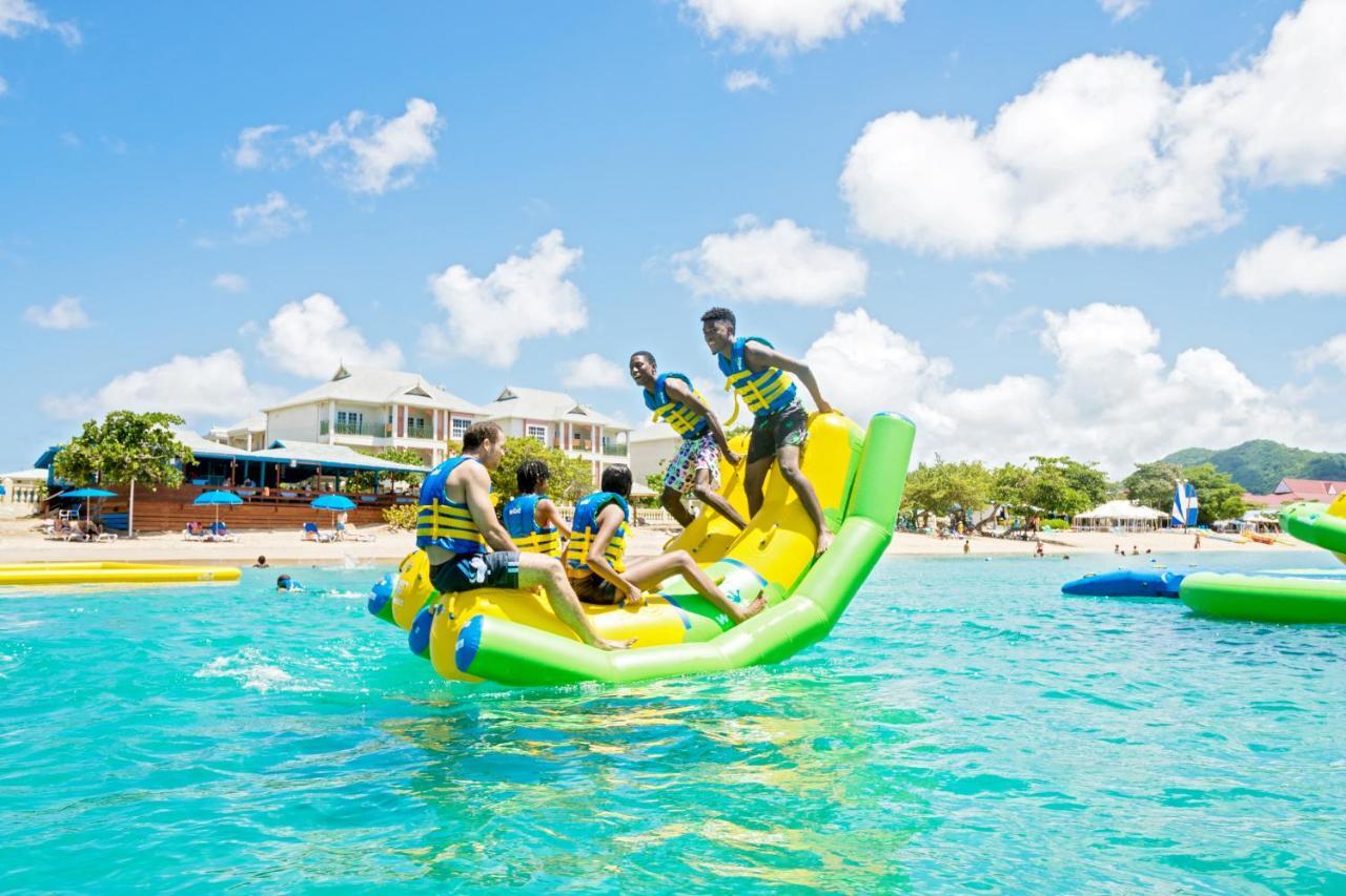 Bay Gardens Hotel Gros Islet Exterior photo